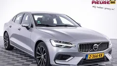 Grijs Gebruikt 2024 Volvo S60 Core Sedan | € 37.900 (Goede deal)