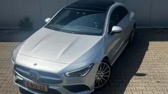 Grijs Gebruikt 2021 Mercedes CLA250 Premium Plus Sedan | € 34.995 (Super prijs)