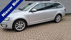 Grijs Gebruikt 2013 Skoda Octavia Business Line Stationwagen | € 7.995 (Eerlijke prijs)