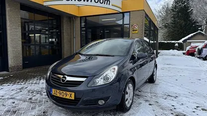 Gebruikt 2009 Opel Corsa Cosmo Hatchback | € 1.995 (Eerlijke prijs)