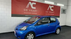 Blauw Gebruikt 2010 Toyota Aygo Comfort Hatchback | € 2.999 (Eerlijke prijs)