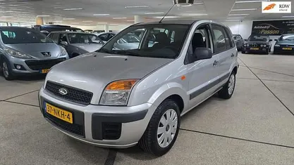 Occasion 2010 Ford Fusion Cool & Sound Edition MPV | € 4.750 (Eerlijke prijs)