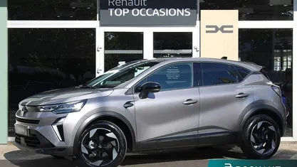 Grijs Occasion 2025 Renault Captur Techno SUV | € 25.745 (Eerlijke prijs)