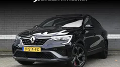 Zwart Gebruikt 2022 Renault Arkana R.S. SUV | € 26.745 (Eerlijke prijs)