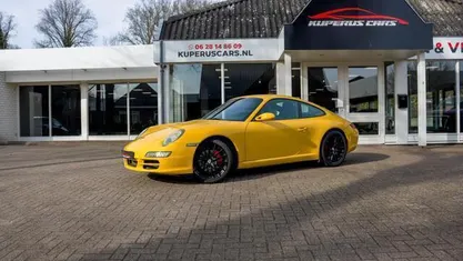 Occasion Porsche 911 Carrera 325 PK (239 kW) 2005 Geel Coupé