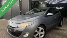 Gebruikt 2009 Renault Mégane III Dynamique Hatchback | € 3.995 (Eerlijke prijs)
