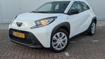 Occasion 2024 Toyota Aygo X Play SUV | € 18.748 (Eerlijke prijs)