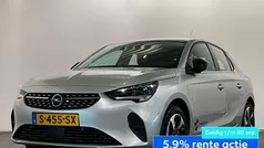 Grijs, metallic lak Gebruikt 2023 Opel Corsa-e Elegance Hatchback | € 19.940 (Eerlijke prijs)