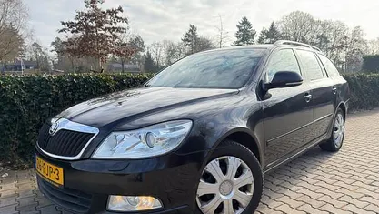 Occasion 2011 Skoda Octavia Business Line Stationwagen | € 2.450 (Eerlijke prijs)