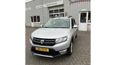 Grijs Gebruikt 2017 Dacia Sandero Lauréate Hatchback | € 8.450 (Goede deal)