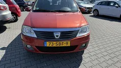 Rood Gebruikt 2011 Dacia Logan Prestige Sedan | € 2.499 (Eerlijke prijs)