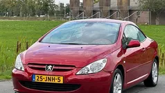 Rood Gebruikt 2005 Peugeot 307 CC Cabriolet | € 2.199 (Eerlijke prijs)