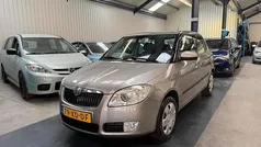Beige Gebruikt 2007 Skoda Fabia Ambiente Hatchback | € 3.450 (Eerlijke prijs)