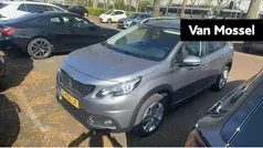 Grijs Gebruikt 2019 Peugeot 2008 Signature Sky SUV | € 13.640 (Super prijs)