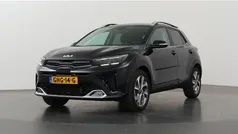 Zwart Gebruikt 2024 Kia Stonic GT-Line SUV | € 24.830 (Eerlijke prijs)