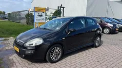 Hatchback Gebruikt 2011 Fiat Punto Evo Dynamic Hatchback | € 2.250 (Eerlijke prijs)