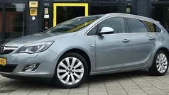 Grijs Gebruikt 2011 Opel Astra Sport Stationwagen | € 6.950 (Eerlijke prijs)