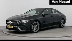 Zwart, metallic lak Gebruikt 2019 Mercedes CLA200 Business Sedan | € 27.900 (Super prijs)