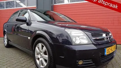 Blauw Gebruikt 2005 Opel Vectra Sedan | € 1.250 (Goede deal)