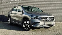 Gebruikt 2023 Mercedes GLA180 Luxury SUV | € 39.995 (Super prijs)