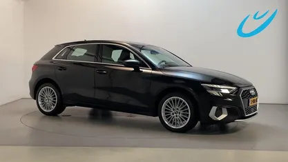 Zwart Gebruikt 2023 Audi A3 Sportback e-tron Advanced Hatchback | € 24.900 (Goede deal)