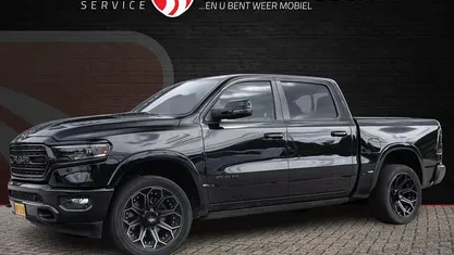 Zwart Gebruikt 2022 Dodge Ram Limited Pickup | € 58.712 (Eerlijke prijs)