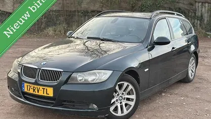 Occasion 2005 BMW 325 Executive Stationwagen | € 2.499 (Super prijs)