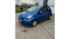 Blauw Gebruikt 2010 Toyota Aygo Comfort Hatchback | € 2.999 (Eerlijke prijs)