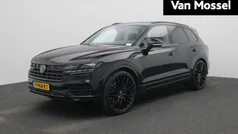 Zwart Gebruikt 2021 VW Touareg SUV | € 57.900 (Eerlijke prijs)