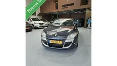 Zwart Gebruikt 2011 Renault Mégane Coupé Bose Edition Coupé | € 5.150 (Eerlijke prijs)