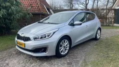 Grijs Gebruikt 2016 Kia Ceed First Edition Hatchback | € 9.950 (Super prijs)