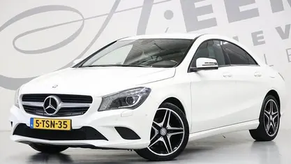 Occasion 2014 Mercedes CLA180 Ambition Sedan | € 14.750 (Goede deal)
