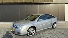 Grijs Gebruikt 2003 Opel Vectra GTS Elegance Hatchback | € 1.599 (Eerlijke prijs)