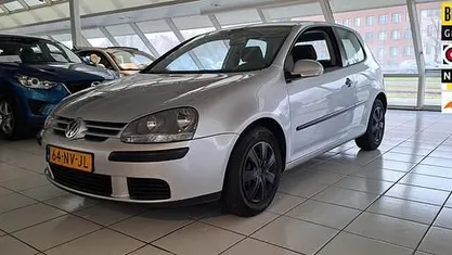 Grijs Gebruikt 2004 VW Golf IV Trendline Hatchback | € 2.250 (Eerlijke prijs)