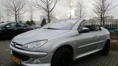 Grijs Gebruikt 2005 Peugeot 206 CC Cabriolet | € 1.250 (Goede deal)