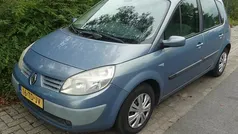 Gebruikt 2006 Renault Scénic II Dynamique MPV | € 750 (Super prijs)