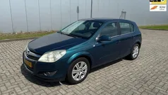 Gebruikt 2007 Opel Astra Executive Hatchback | € 1.995 (Eerlijke prijs)