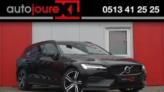 Zwart, metallic lak Gebruikt 2022 Volvo V60 Momentum Stationwagen | € 25.749 (Eerlijke prijs)