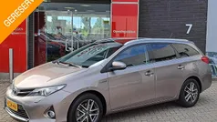 Gebruikt 2015 Toyota Auris Hybrid Stationwagen | € 13.900 (Eerlijke prijs)