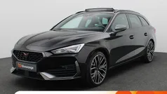 Zwart Gebruikt 2022 Cupra Leon VZ Stationwagen | € 28.900 (Eerlijke prijs)
