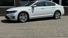 Gebruikt 2017 VW Passat GTE Sedan | € 13.950 (Eerlijke prijs)