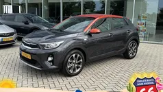 Grijs Gebruikt 2018 Kia Stonic SUV | € 14.995 (Eerlijke prijs)