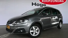 Grijs, metallic lak Gebruikt 2011 Seat Alhambra Style MPV | € 9.940 (Goede deal)