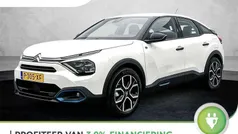 Wit, metallic lak Gebruikt 2022 Citroën e-C4 Feel SUV | € 18.300 (Eerlijke prijs)