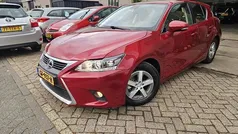 Rood Gebruikt 2015 Lexus CT200h Business Edition Hatchback | € 12.450 (Eerlijke prijs)