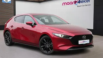 Rood Occasion 2021 Mazda 3 Hatchback | € 22.450 (Goede deal)