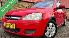 Gebruikt 2006 Opel Corsa Essentia Hatchback | € 999 (Eerlijke prijs)