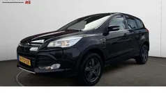 Zwart Gebruikt 2014 Ford Kuga Titanium SUV | € 10.945 (Goede deal)