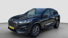 Zwart Gebruikt 2023 Ford Kuga ST-Line SUV | € 27.995 (Goede deal)