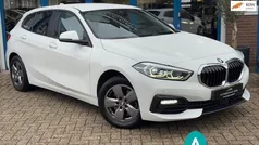 Wit Gebruikt 2021 BMW 118 Hatchback | € 18.950 (Eerlijke prijs)